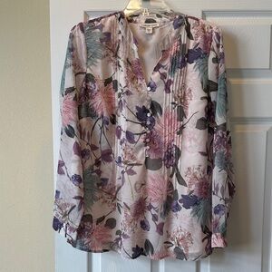 Perfect Coldwater Creek Lightweight Floral Top